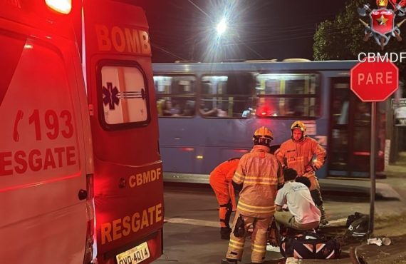 Ciclista sofre ferimentos leves após colisão com carro em Taguatinga