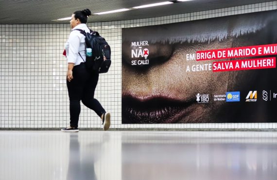 Projeto “Mulher, Não se Cale!” leva ações de combate à violência de gênero ao metrô do DF