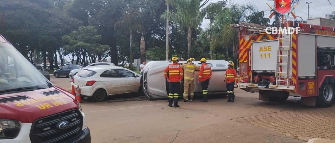 Colisão entre veículos provoca tombamento e interdição parcial em Taguatinga