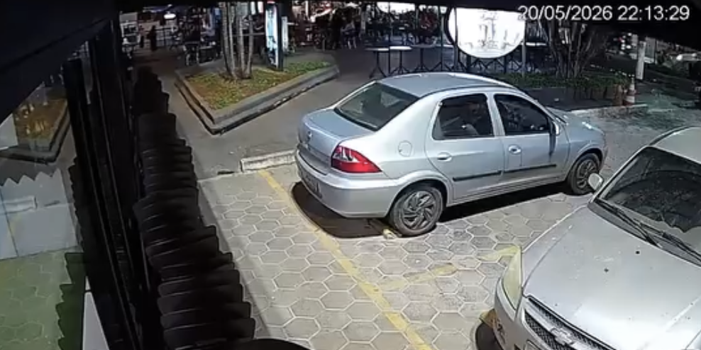 Criminosos levam carro e equipamentos de músico durante show em Taguatinga